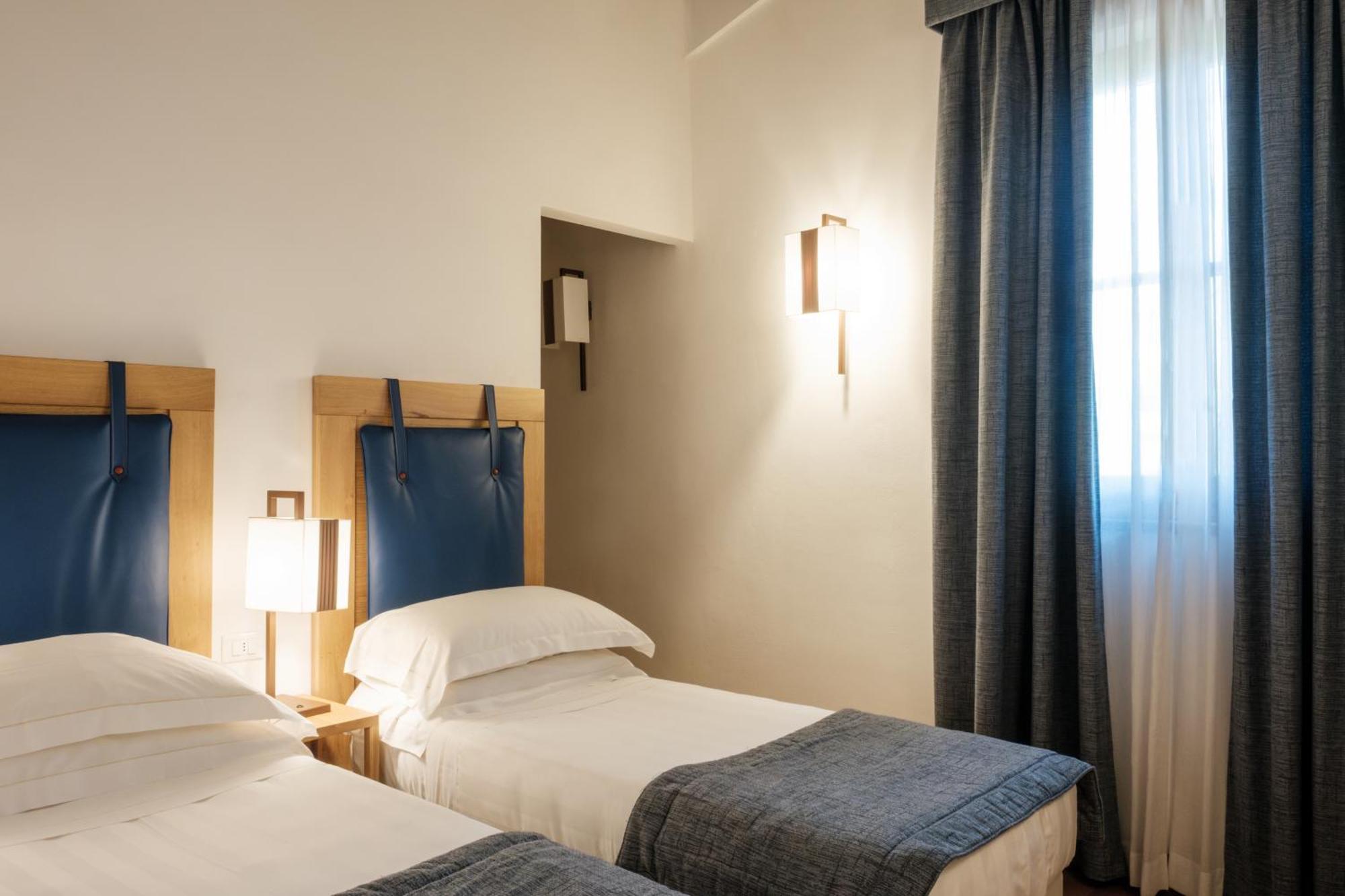 วิลล่า โตโลเม โฮเทล แอนด์ รีสอร์ต ฟลอเรนซ์ ภายนอก รูปภาพ A room at the hotel