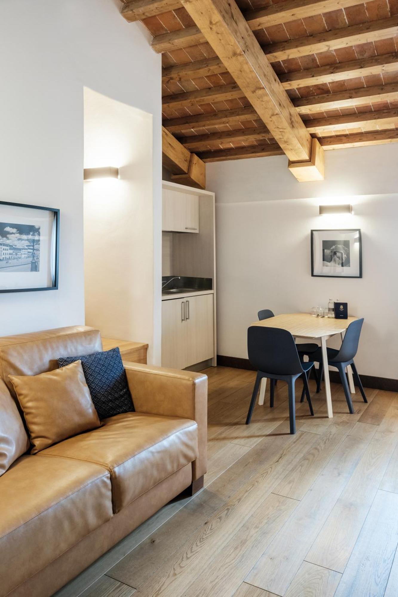 วิลล่า โตโลเม โฮเทล แอนด์ รีสอร์ต ฟลอเรนซ์ ภายนอก รูปภาพ A typical apartment at the hotel